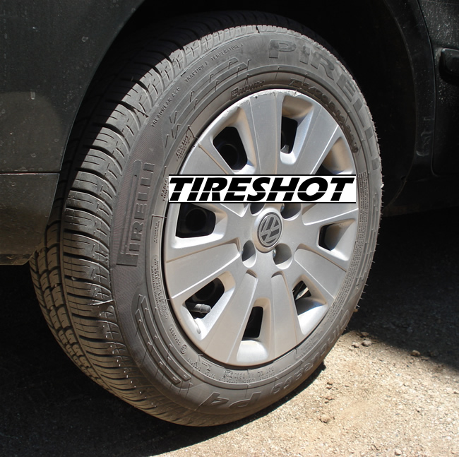 Tire Pirelli Cinturato P4